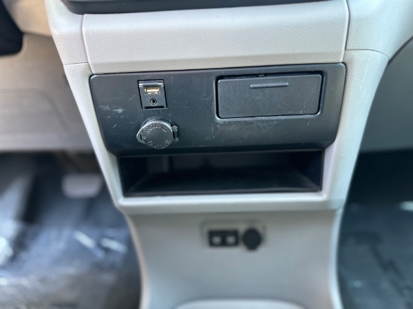 Used-2020-Toyota-Sienna-Passenger