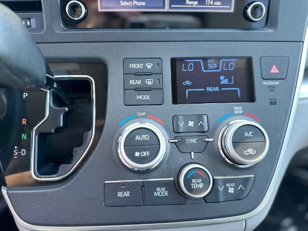 Used-2020-Toyota-Sienna-Passenger