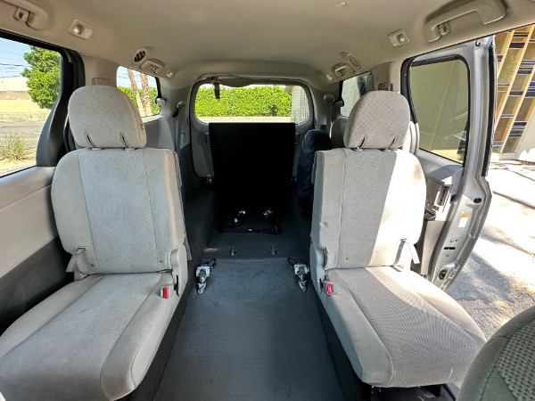 Used-2020-Toyota-Sienna-Passenger