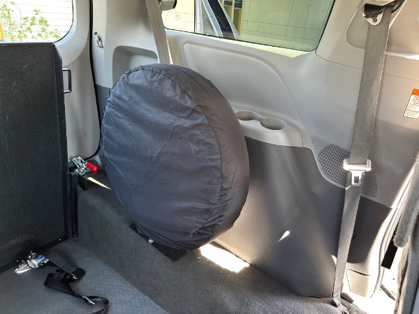 Used-2020-Toyota-Sienna-Passenger
