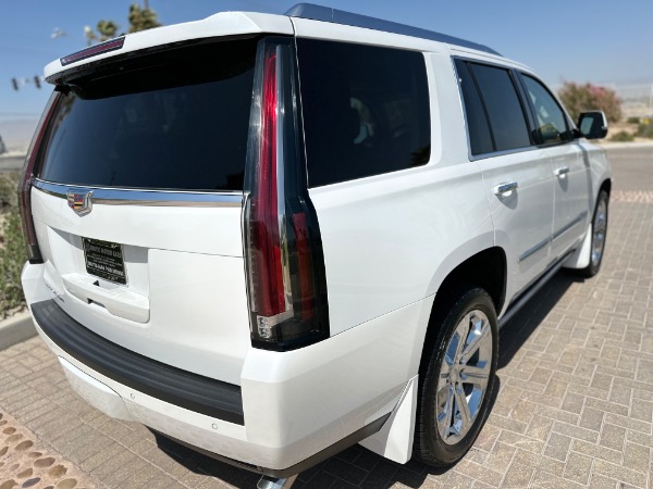 Used-2016-Cadillac-Escalade-Platinum