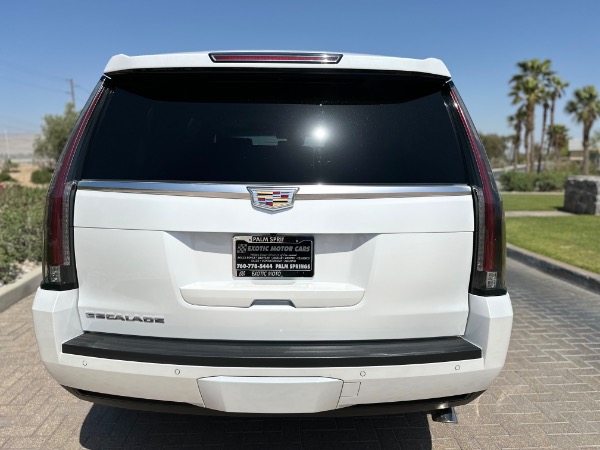 Used-2016-Cadillac-Escalade-Platinum