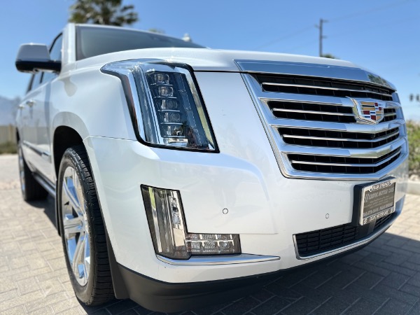Used-2016-Cadillac-Escalade-Platinum