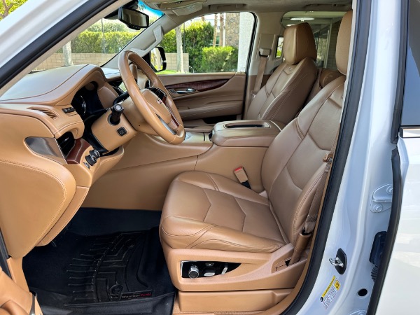 Used-2016-Cadillac-Escalade-Platinum