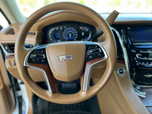 Used-2016-Cadillac-Escalade-Platinum