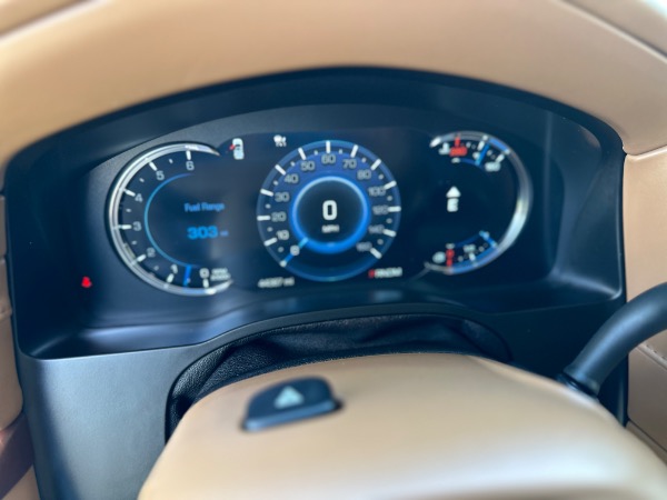 Used-2016-Cadillac-Escalade-Platinum