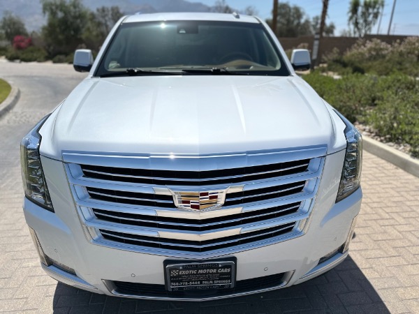 Used-2016-Cadillac-Escalade-Platinum