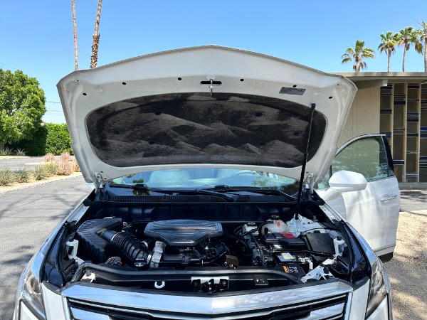 Used-2018-Cadillac-XT5-Luxury