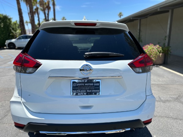 Used-2020-Nissan-Rogue-SV
