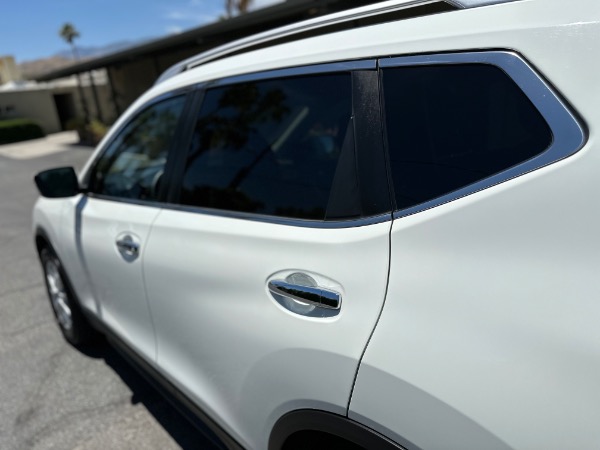 Used-2020-Nissan-Rogue-SV