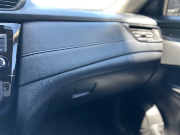 Used-2020-Nissan-Rogue-SV