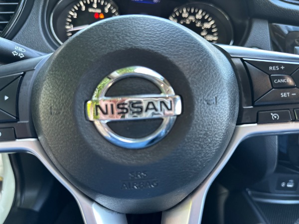 Used-2020-Nissan-Rogue-SV