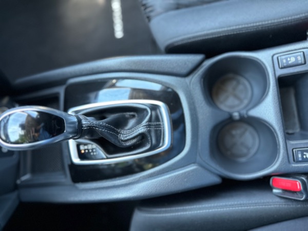 Used-2020-Nissan-Rogue-SV