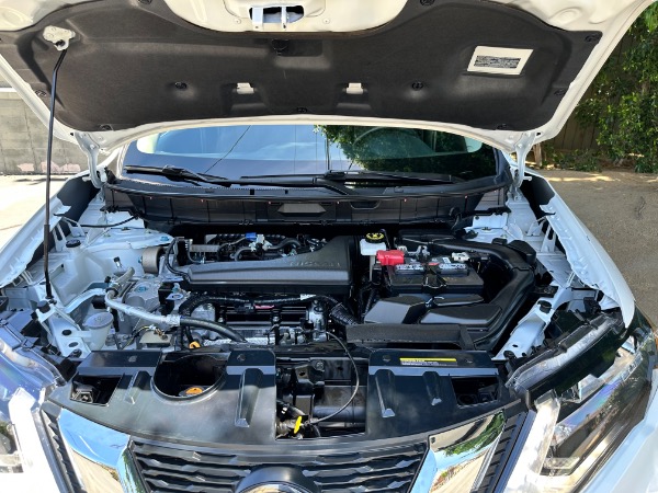 Used-2020-Nissan-Rogue-SV