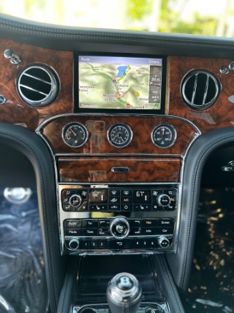 Used-2011-Bentley-Mulsanne