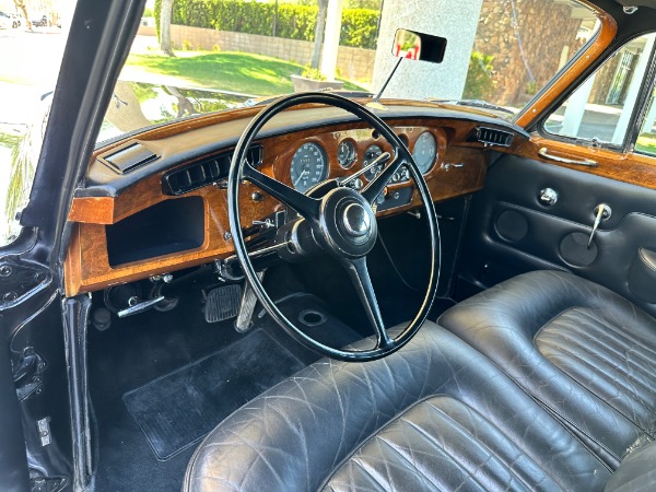 Used-1965-Rolls-Royce-Silver-Cloud-III