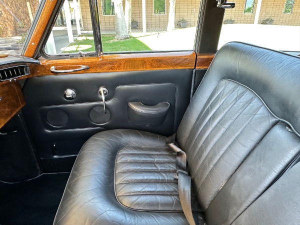 Used-1965-Rolls-Royce-Silver-Cloud-III