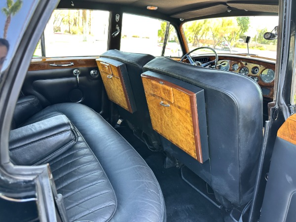 Used-1965-Rolls-Royce-Silver-Cloud-III