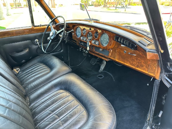 Used-1965-Rolls-Royce-Silver-Cloud-III