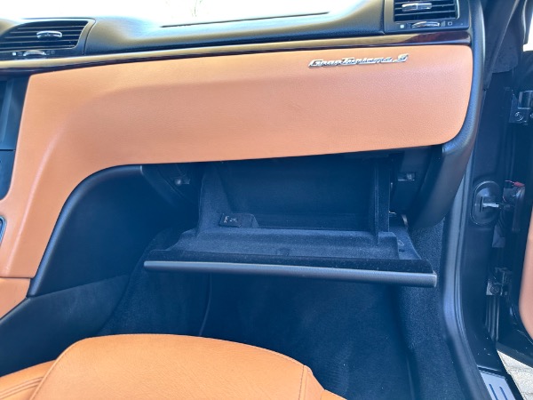 Used-2010-Maserati-GranTurismo-S-Automatic