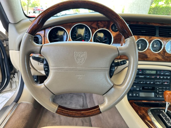 Used-2005-Jaguar-XK-Series-XK8