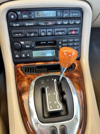 Used-2005-Jaguar-XK-Series-XK8