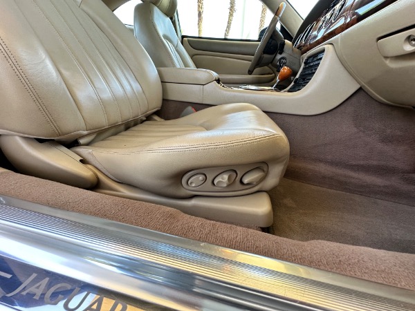 Used-2005-Jaguar-XK-Series-XK8