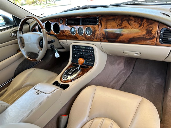 Used-2005-Jaguar-XK-Series-XK8