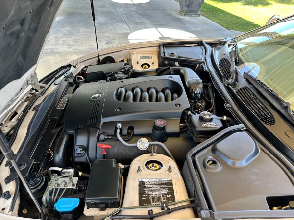 Used-2005-Jaguar-XK-Series-XK8