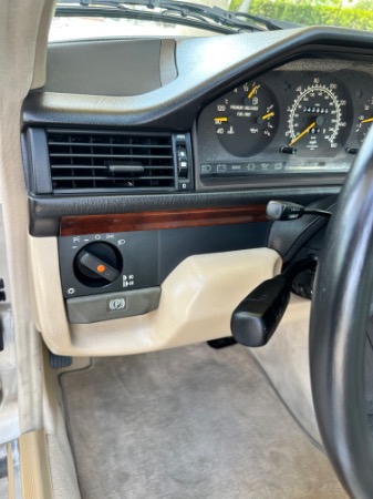 Used-1995-Mercedes-Benz-E-Class-E-320