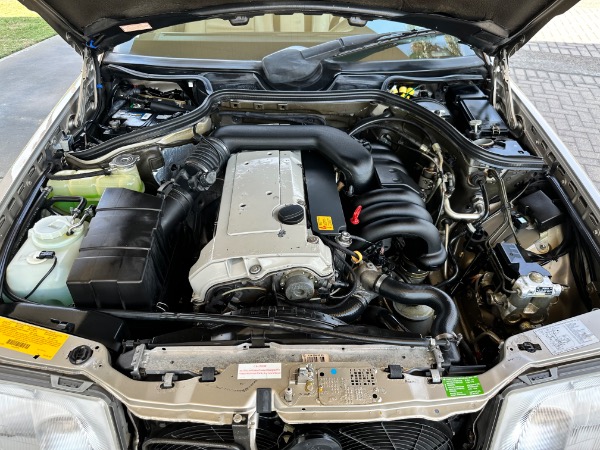 Used-1995-Mercedes-Benz-E-Class-E-320