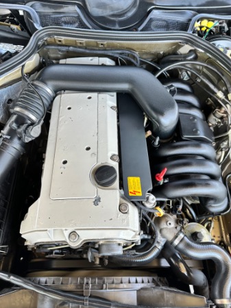 Used-1995-Mercedes-Benz-E-Class-E-320