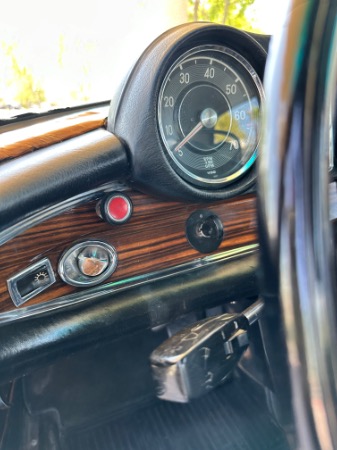 Used-1970-Mercedes-Benz-280SE