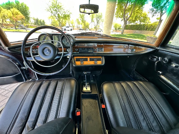 Used-1970-Mercedes-Benz-280SE