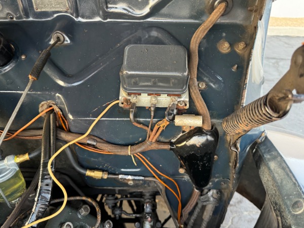 Used-1940-Ford-Deluxe