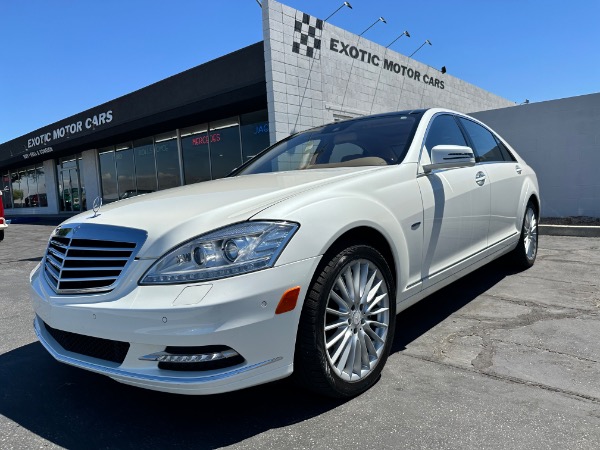 Used-2012-Mercedes-Benz-S-Class-S-550-4MATIC
