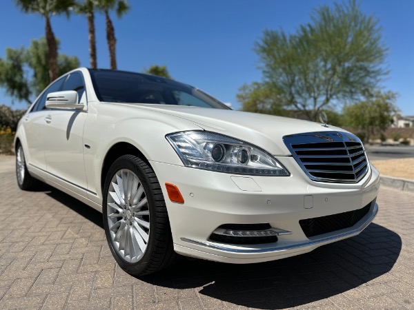Used-2012-Mercedes-Benz-S-Class-S-550-4MATIC