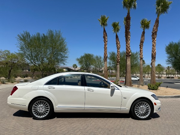 Used-2012-Mercedes-Benz-S-Class-S-550-4MATIC
