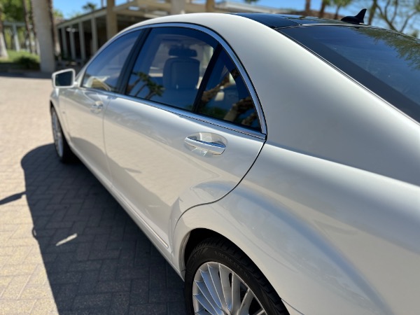 Used-2012-Mercedes-Benz-S-Class-S-550-4MATIC