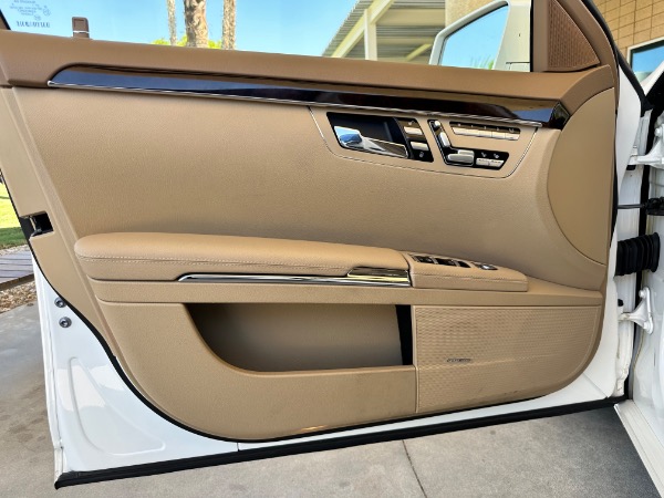 Used-2012-Mercedes-Benz-S-Class-S-550-4MATIC