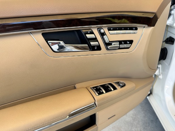 Used-2012-Mercedes-Benz-S-Class-S-550-4MATIC