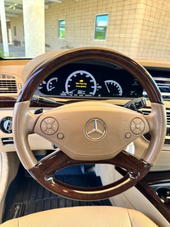Used-2012-Mercedes-Benz-S-Class-S-550-4MATIC