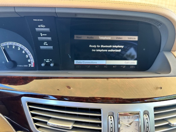 Used-2012-Mercedes-Benz-S-Class-S-550-4MATIC