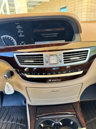 Used-2012-Mercedes-Benz-S-Class-S-550-4MATIC