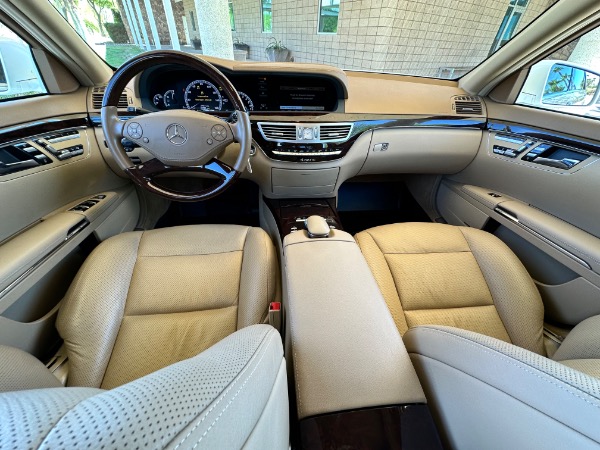 Used-2012-Mercedes-Benz-S-Class-S-550-4MATIC