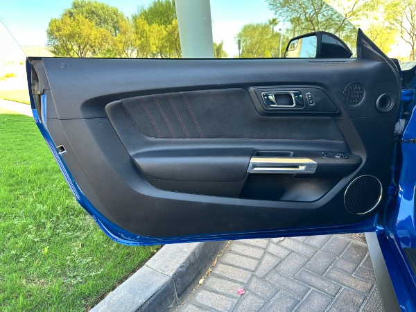 Used-2017-Ford-Mustang-GT