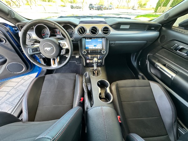 Used-2017-Ford-Mustang-GT