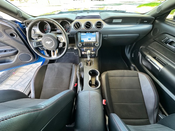 Used-2017-Ford-Mustang-GT