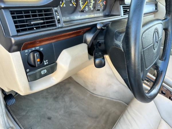 Used-1995-Mercedes-Benz-E-Class-E-320