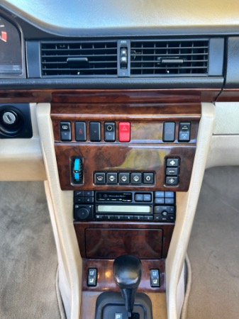 Used-1995-Mercedes-Benz-E-Class-E-320